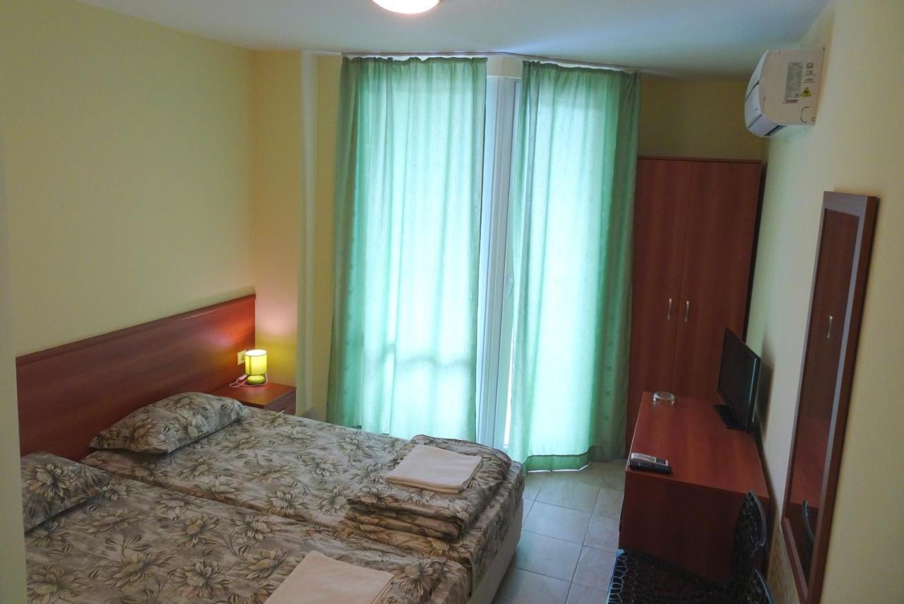 Hotel Niko Kranevo Buitenkant foto
